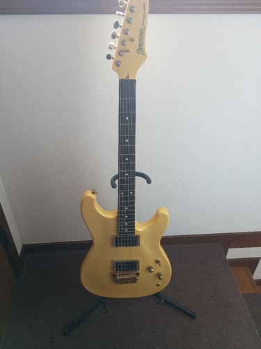 Guitare électrique ibanez - guitare,
