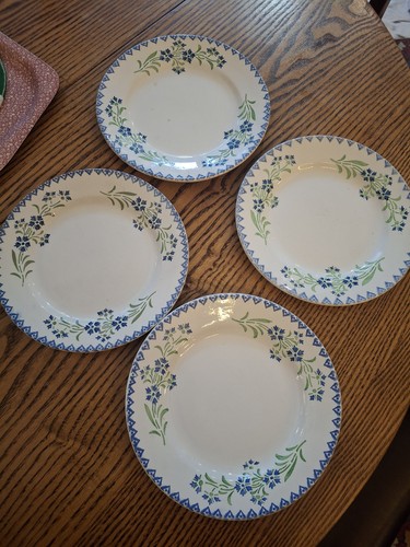 Assiettes plates dessert - plates, a