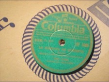 TINO ROSSI _DISQUE VINYLE 78T_ LA MADONA DE SORRENTE _ SERENADE CELESTE 