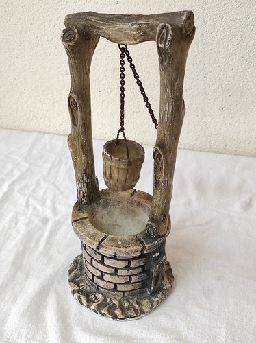 Objet déco puit avec seau - puit,