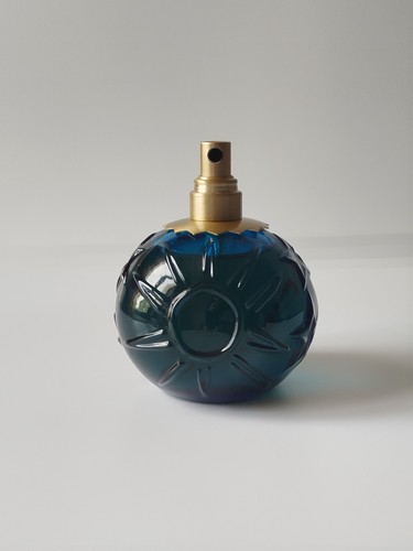 Sun moon stars eau - ",