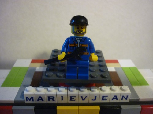 Lego minifigures city - -,