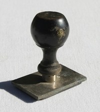 Tampon ancien en bois et