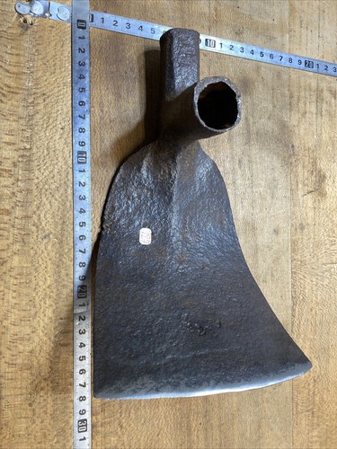 127 old tool outil - tool,