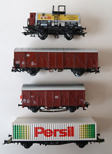 Lot de 4 Wagons Marchandises