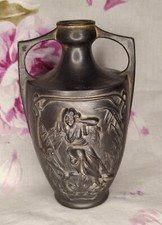 VASE RÉSINE STYLE ART NOUVEAU  PATINÉ ÉTAIN DÉCOR FAÇON REPOUSSÉ FEMME 16 CM
