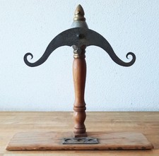 Ancienne Balance XVIII ème siècle fléau chapeau de gendarme pour monnaie ?