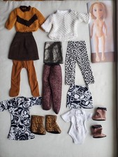 Lot de vêtements pour poupée Nancy de FAMOSA