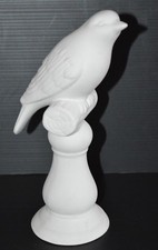 STATUETTE OISEAU BISCUIT BLANC objet de vitrine déco collection XXe 