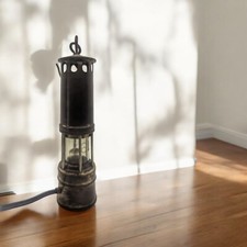 Ancienne lampe de mineur