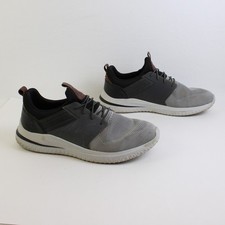 Baskets Skechers Delson Grises