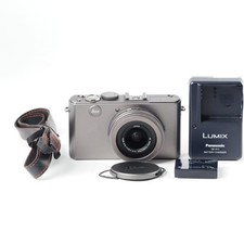 Appareil photo numérique compact Leica D-LUX 4 modèle titane [Exc+] #14012