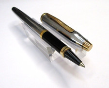 STYLO ROLLER BILLE CROSS