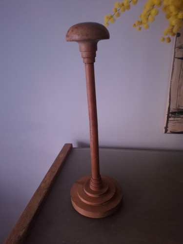 Porte chapeau perruque en - perruque,