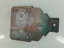 Charniere de porte avant droit