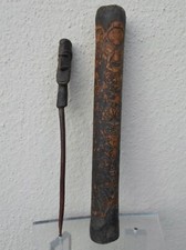 océanie sepik iatmul Papouasie Nouvelle  Guinée étui à chaux XIXe