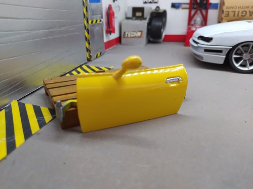 Porte gauche jaune - , bmw