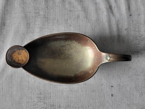 Ancien cendrier artisanal