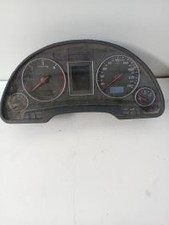 Compteur AUDI A4 2 AVANT PHASE 1 BREAK 2.5 TDI - 24V V6 TURBO /R:106208563