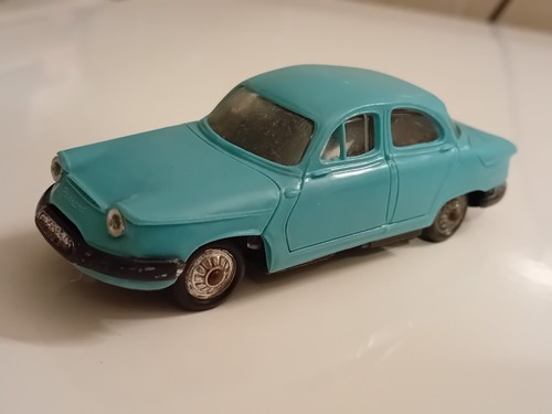 Panhard bleu norev - pl, 17