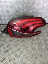 Feu arrière droit - PEUGEOT