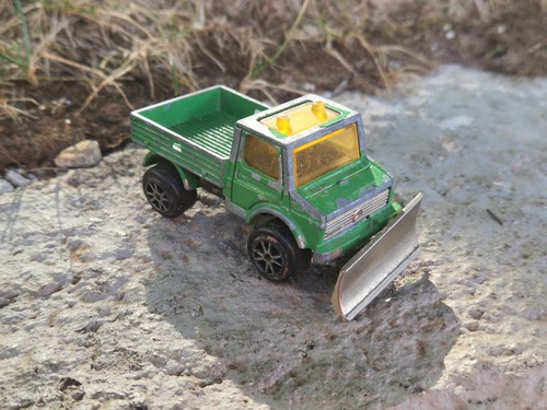 Majorette mercedes benz - ,