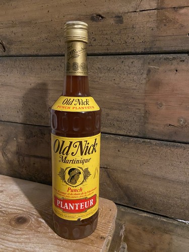 Vieille bouteille rhum - vieille,