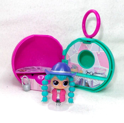 Poupée mini doll - poupÉe,