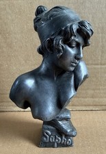 Buste de Femme en régule « 