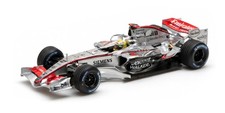 Minichamps 1:18 McLAREN MP4/21