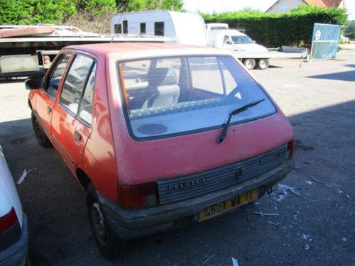 Fusee avant gauche - , peugeot