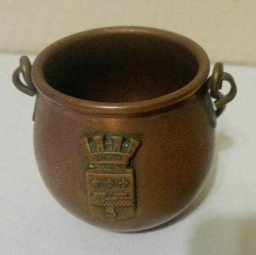 Miniature cache pot - 85,