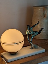 Lampe Art Déco Sculpture Joueuse De Tennis Sur Socle Marbre Blanc