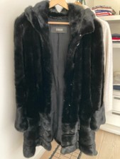 Manteau 3/4 à capuche en