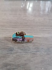 Pin's  Johnny  Hallyday