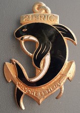 Insigne 21° RIC doré émail