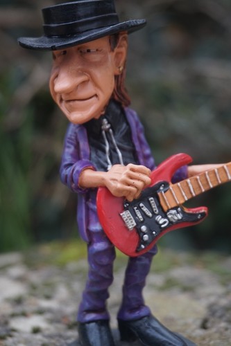 841 9000 figurine chanteur - 841.9000,