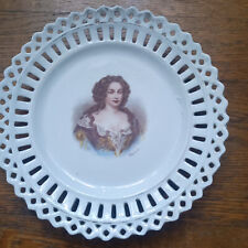 assiette royale dentelle ancienne