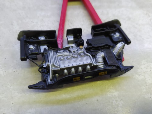 Moteur mini cooper 2001 - 1/18,