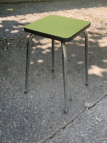 Ancien tabouret cuisine en - tabouret,