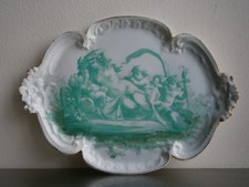 Petit plat Porcelaine Limoges c-1900 décor Antiquité Déesse Chérubin