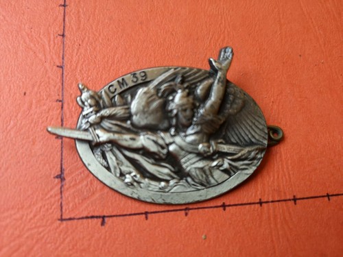 Pucelle militaire - ,