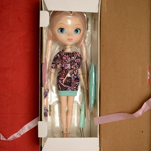 Pullip lara doll san - doll,