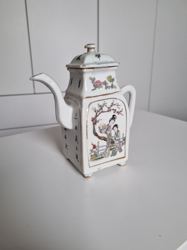 Théiere verseuse carree - thÉiere,