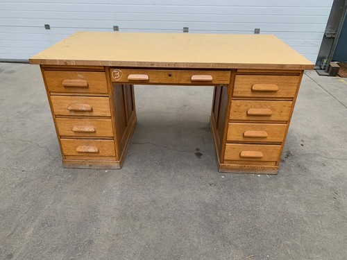 Ancien bureau ministre - ,