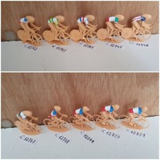 50) lot de 3 figurines