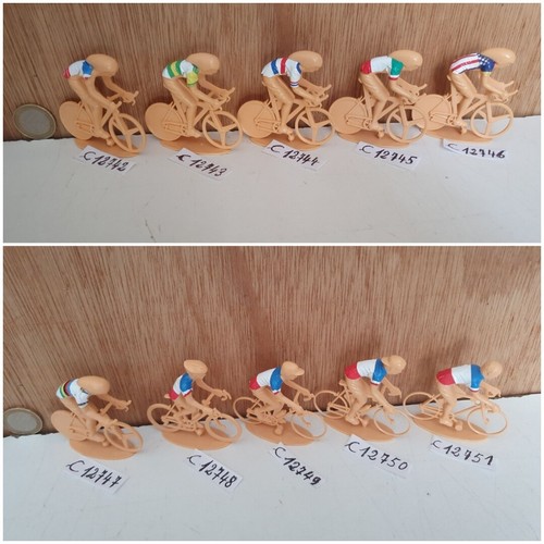 Lot 3 figurines - 3,