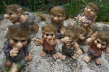 LOT DE 7  KORRIGAN  FIGURINE POILU  RELAXATION  TROLLS  NORVEGIEN LUTIN  PIXIE