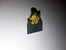 Pin pins polochon - pin's,