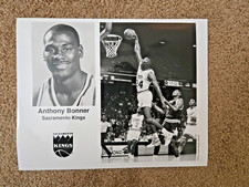 Lot of 2 Anthony Bonner NBA